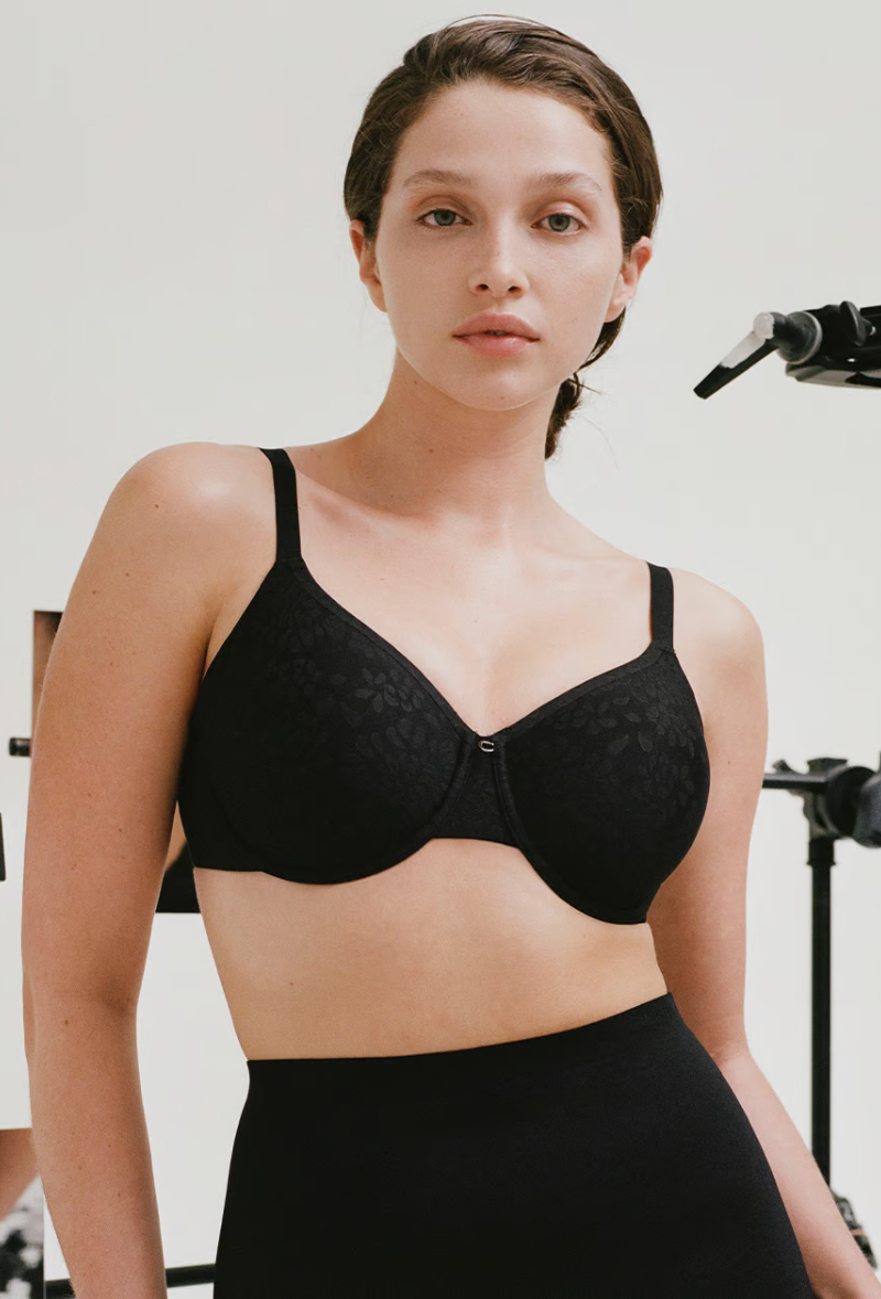 Chantelle Comfort Chic Very Covering Molded Bra