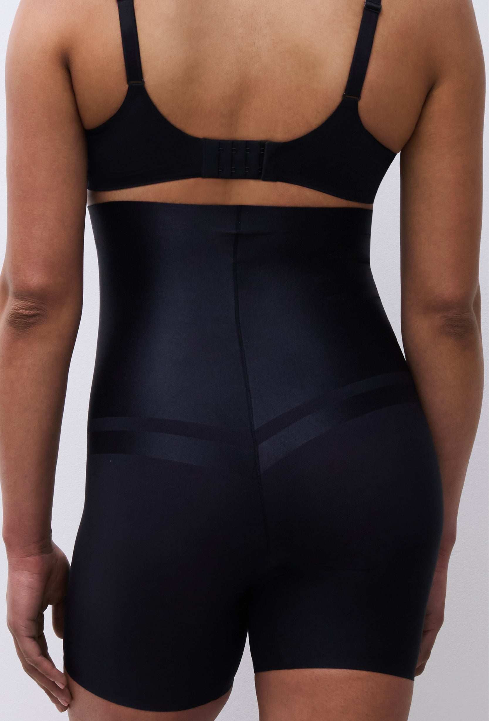 Chantelle Brilliant Shaping Very Highwaist Shaping Panty