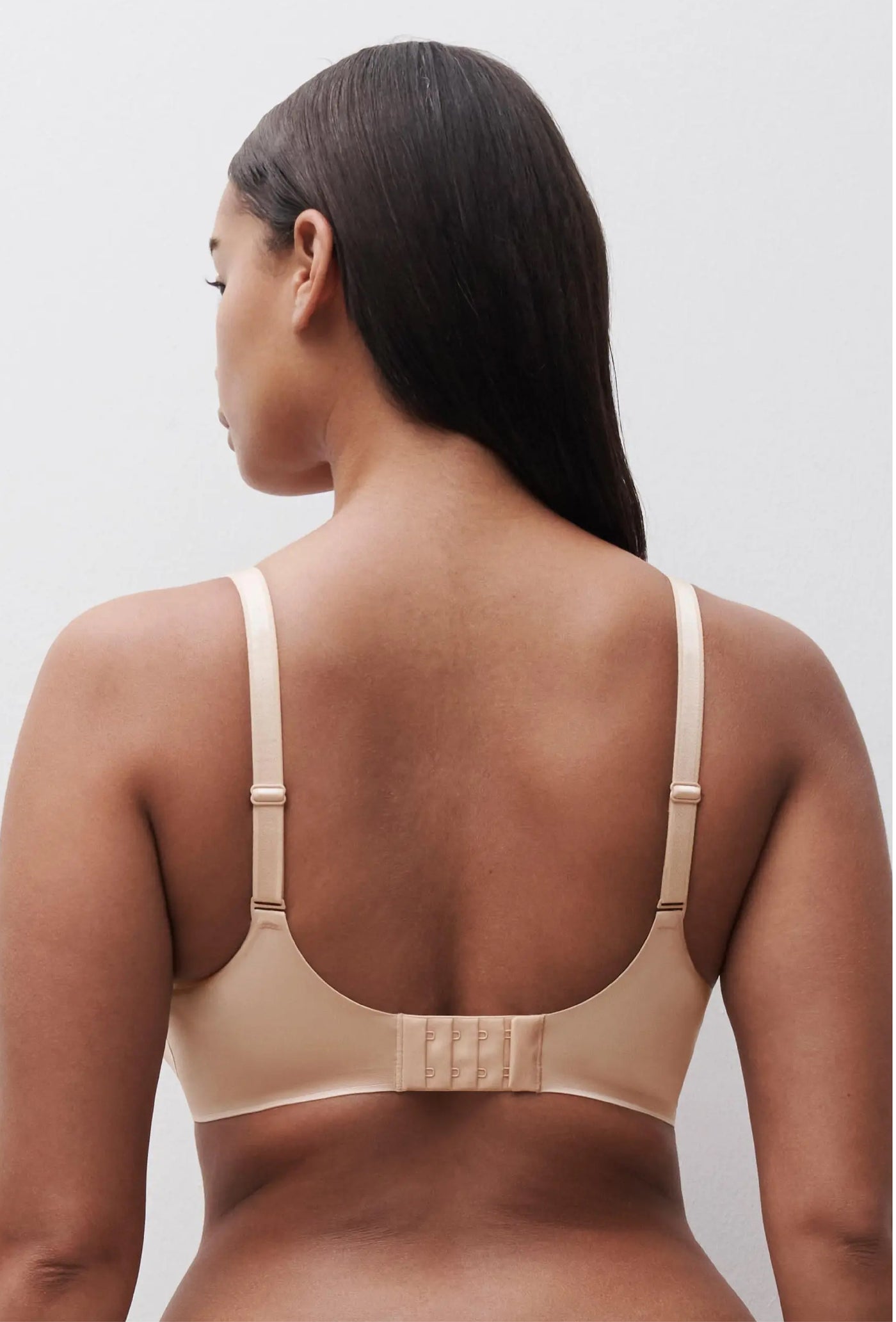 Chantelle Essentiall Covering T-Shirt Bra