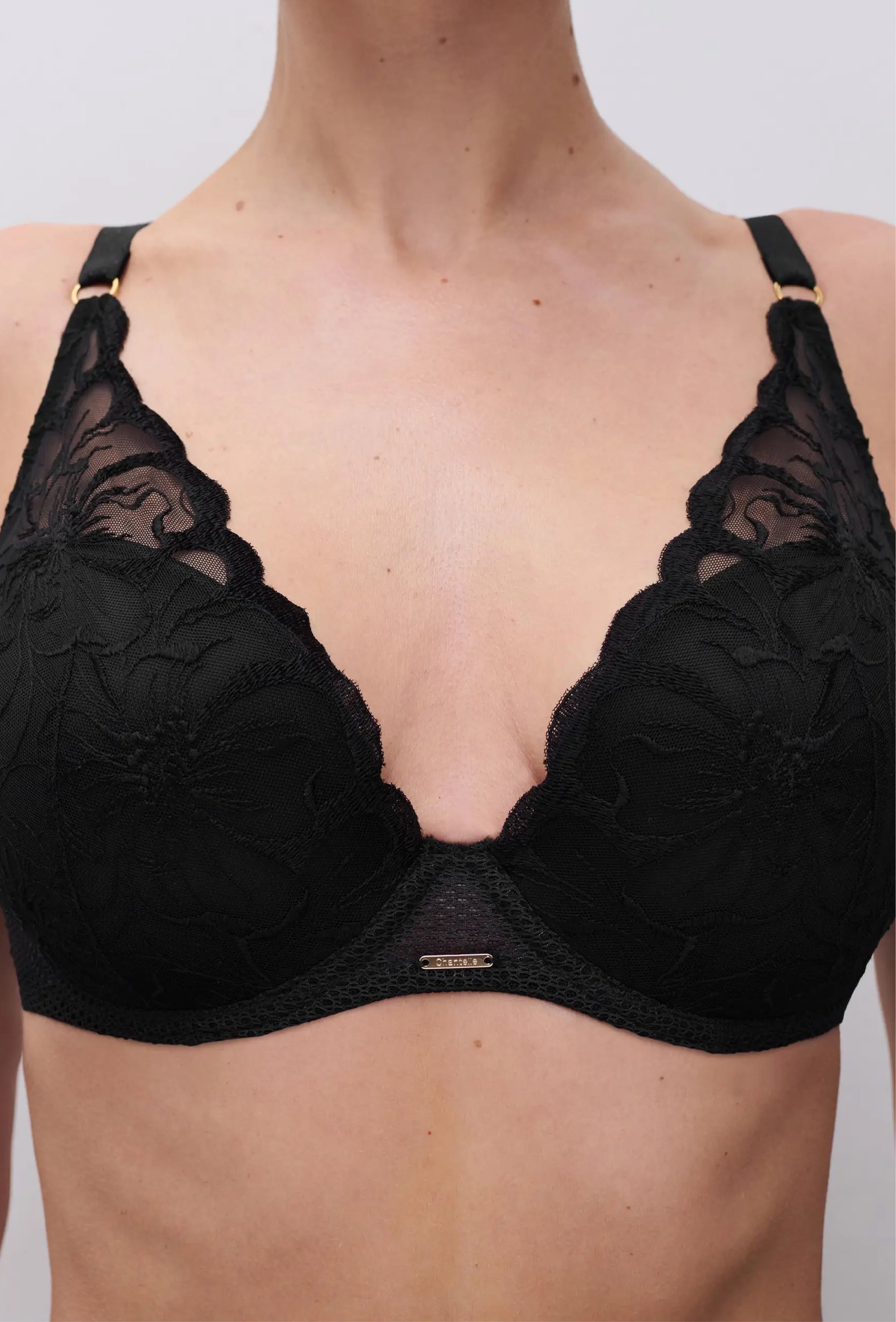 Chantelle Fleurs Plunge T-Shirt Bra