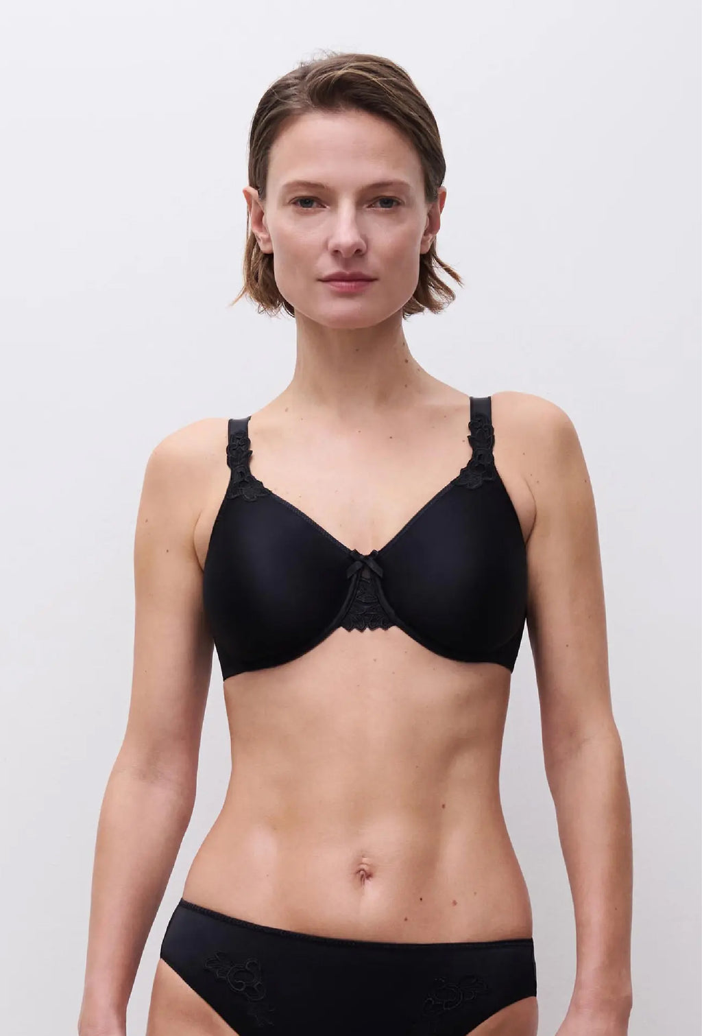 Chantelle Hedona Seamless Covering Molded Underwired Bra (No Pads)