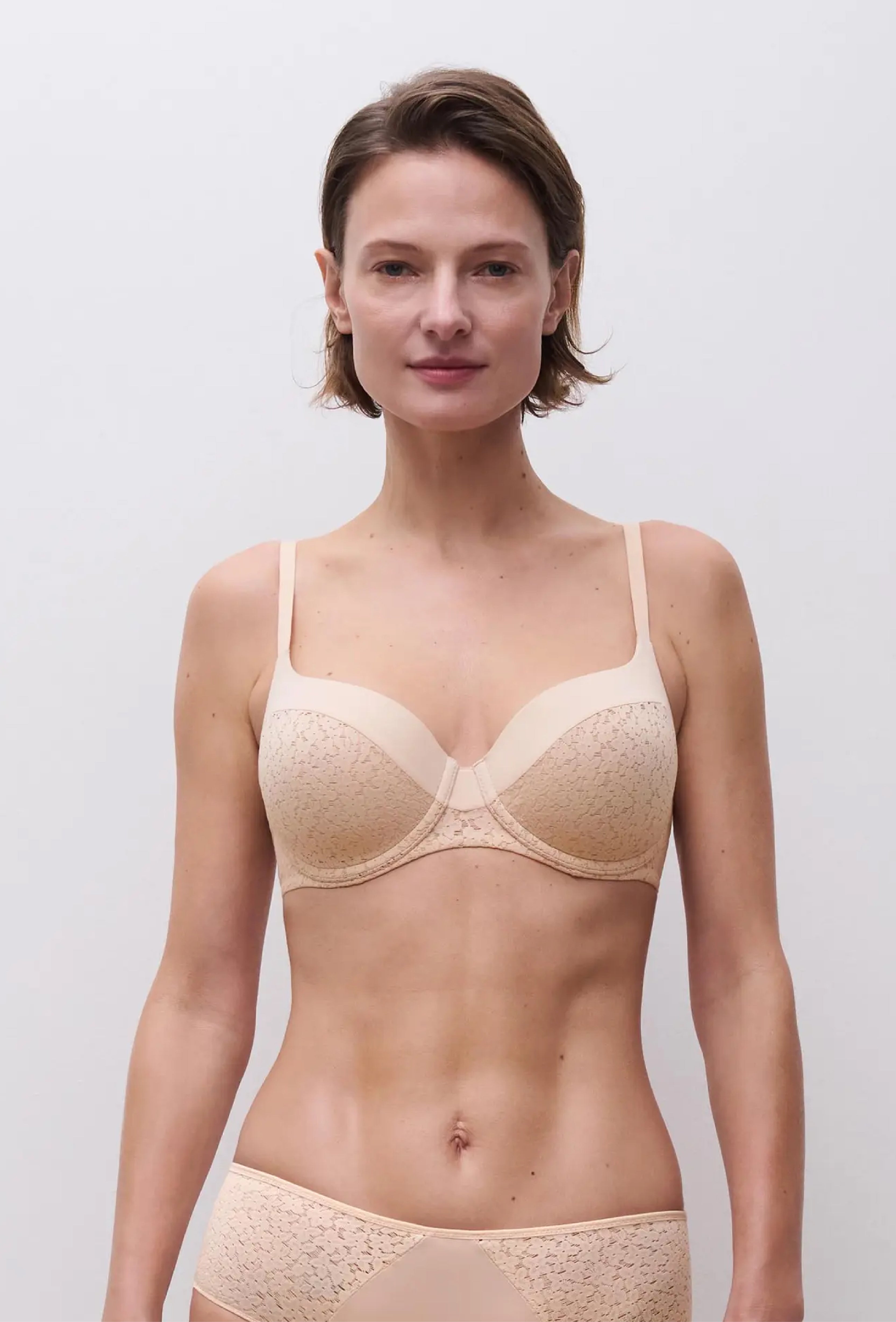 Chantelle Easy Feel Norah Fancy Covering T-Shirt Bra