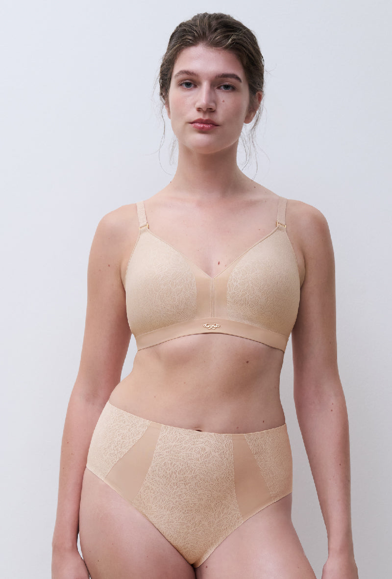 Chantelle Pure Lace Wirefree Support Foam Bra