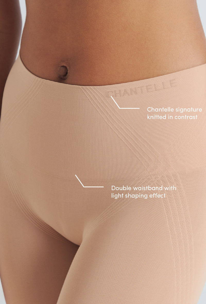 Chantelle Smooth Comfort Sculpting Highwaisted Full Brief