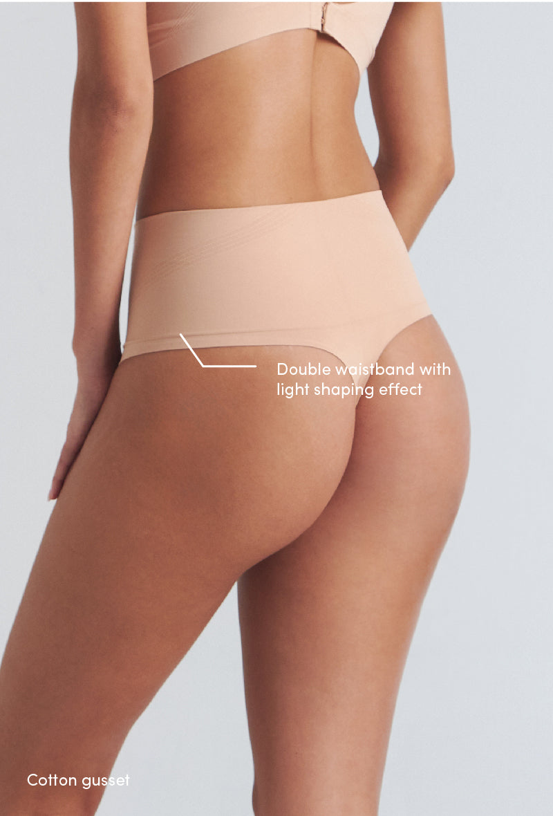 Chantelle Smooth Comfort Sculpting Highwaisted Thong