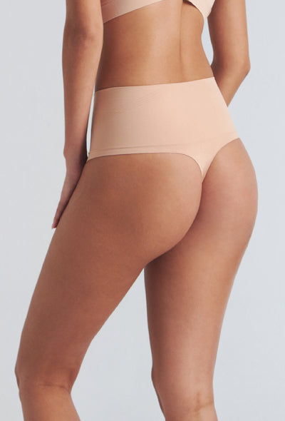 Chantelle Smooth Comfort Sculpting Highwaisted Thong