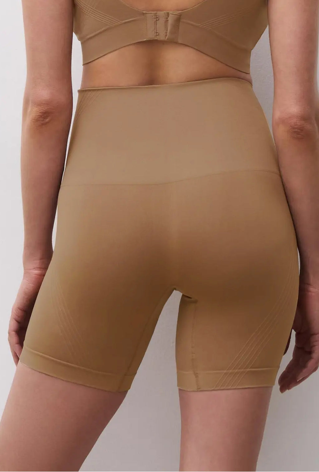 Chantelle Smooth Comfort Sculpting Biker Short