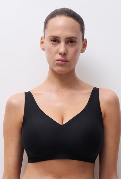 Chantelle SoftStretch Power Plunging Wirefree Bra