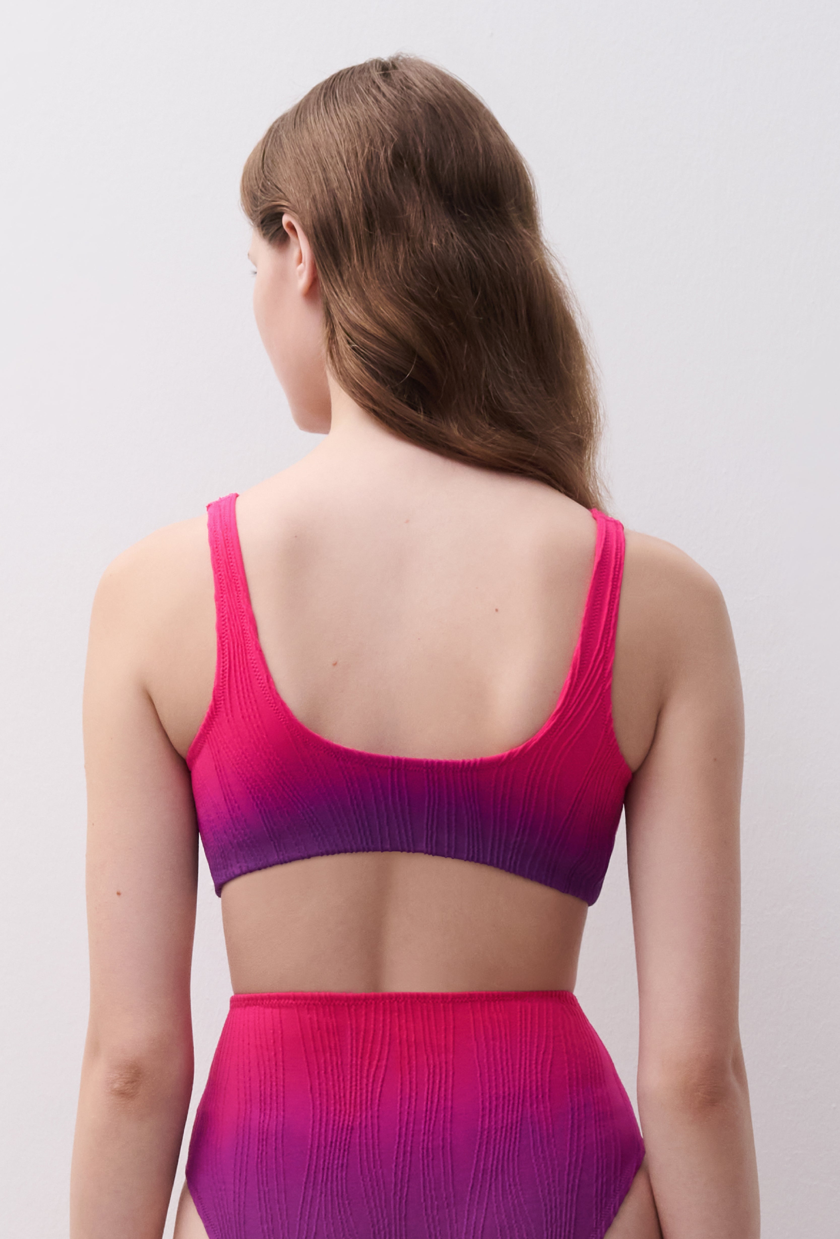 Chantelle Pulp Swim One Wirefree T-Shirt Bra (No Adjustable)