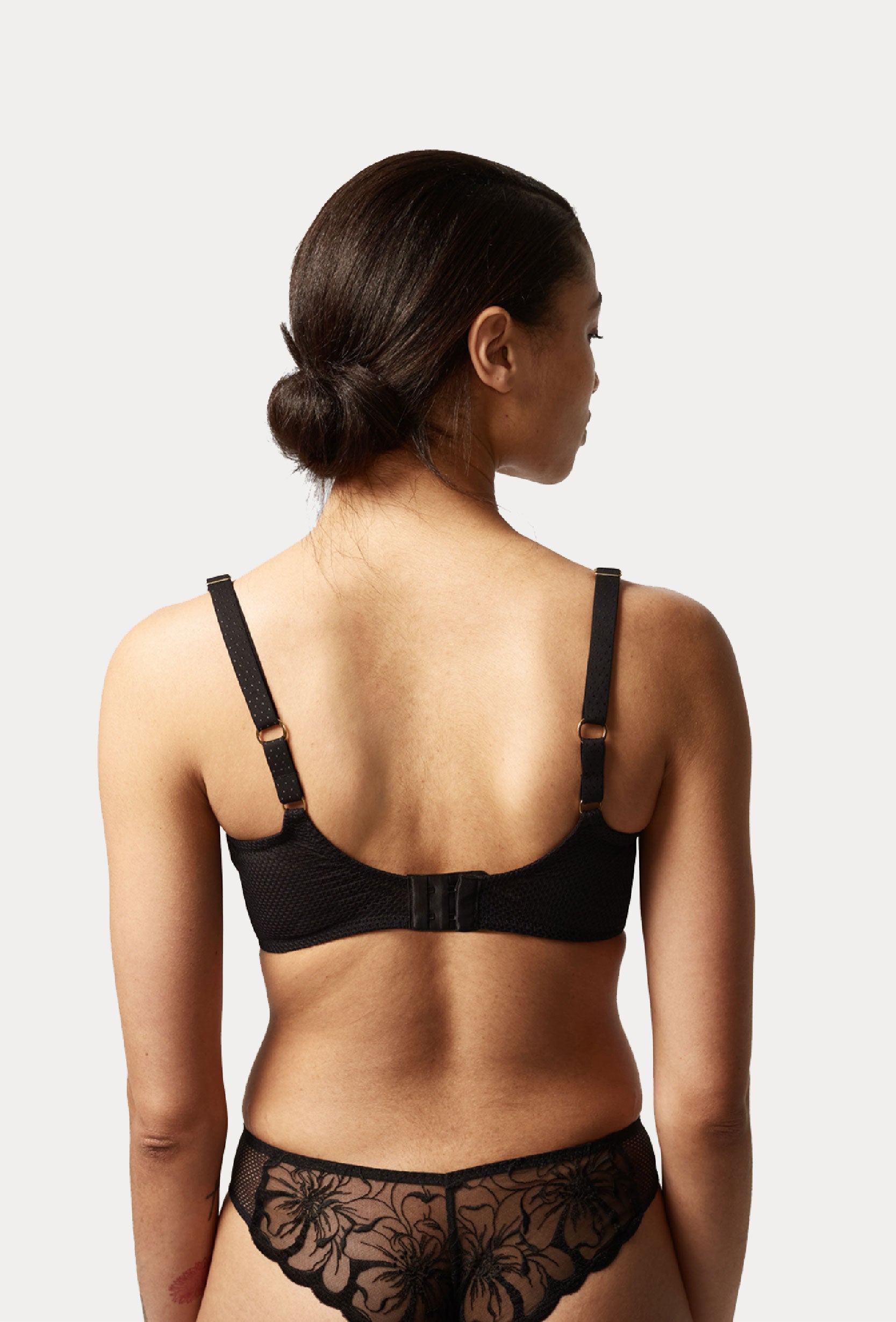 Chantelle Fleurs Covering Underwired Bra